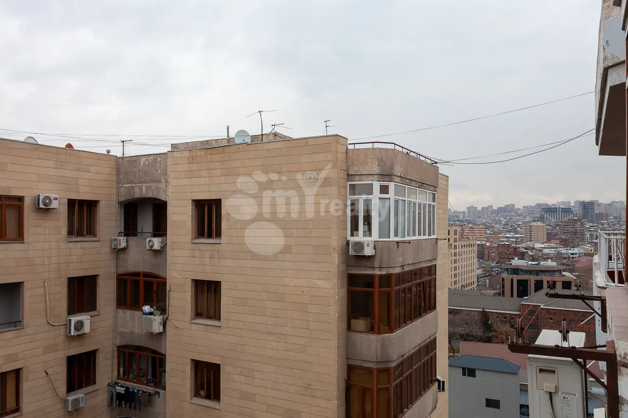 4 bedroom apartment for sale Argishti St, Center Yerevan, 161737