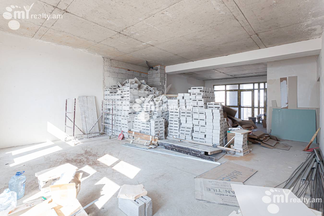 Купить 3 комнатную квартиру Аршакуняц пр, Центр Ереван, 154810