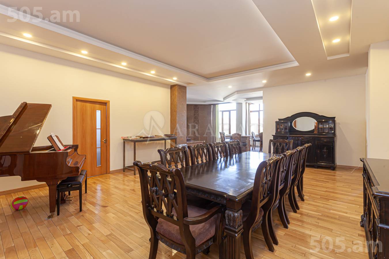 4 bedroom apartment for rent Azatutyan Ave, Arabkir Yerevan, 154351