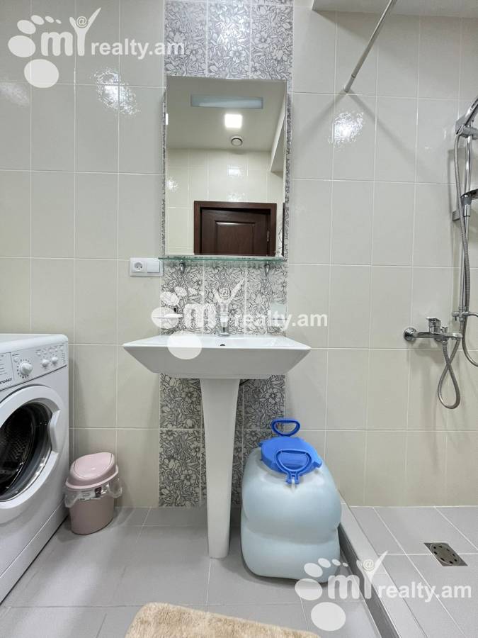 4 bedroom apartment for rent Arabkir 49 St, Arabkir Yerevan, 157663