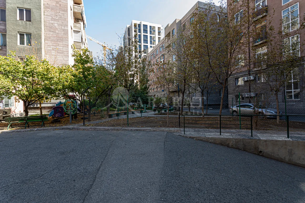 2 սենյականոց բնակարան վարձով Լենինգրադյան փող, Աջափնյակ Երևան, 158981