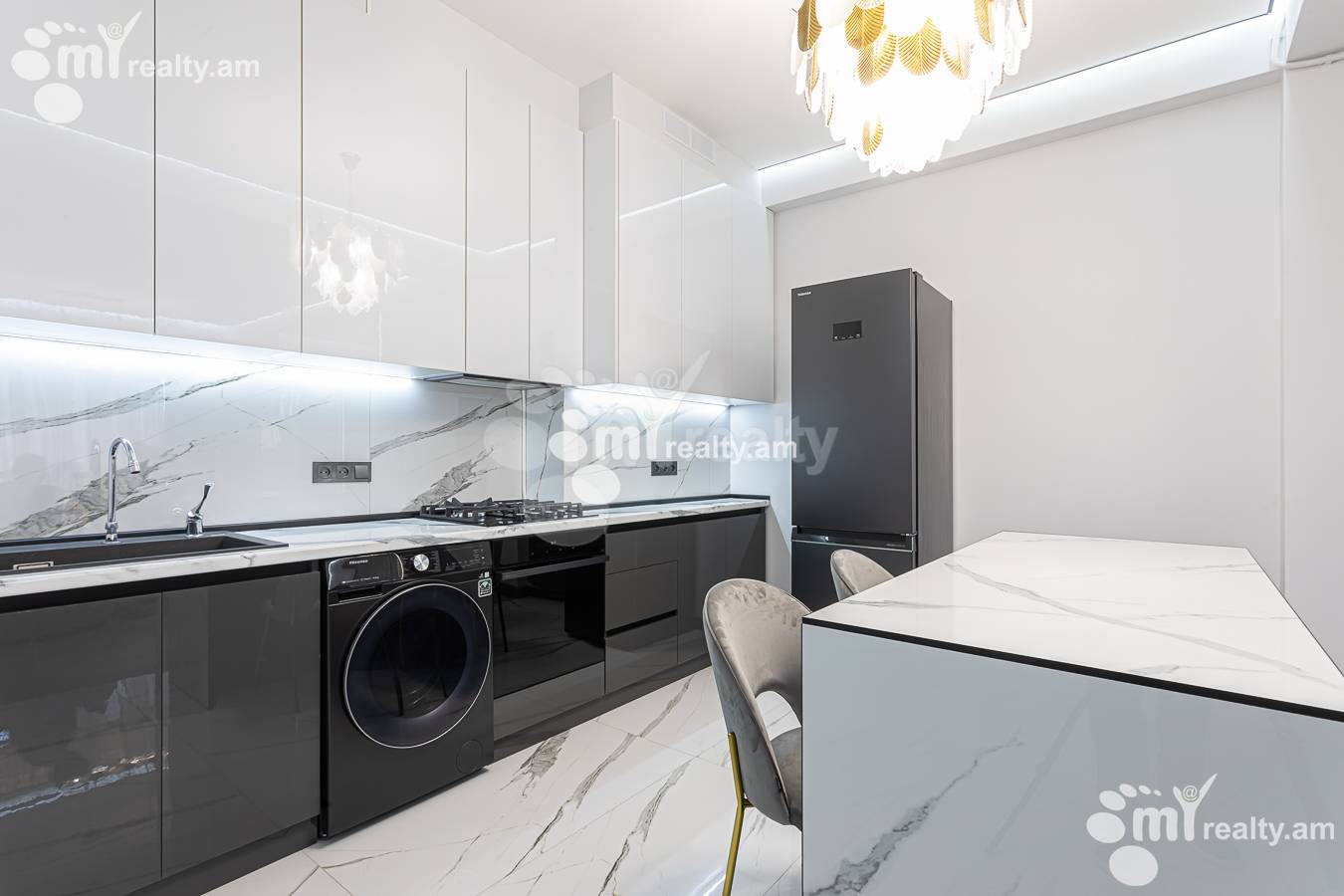 3 bedroom apartment for rent Acharyan St, Awan Yerevan, 156825