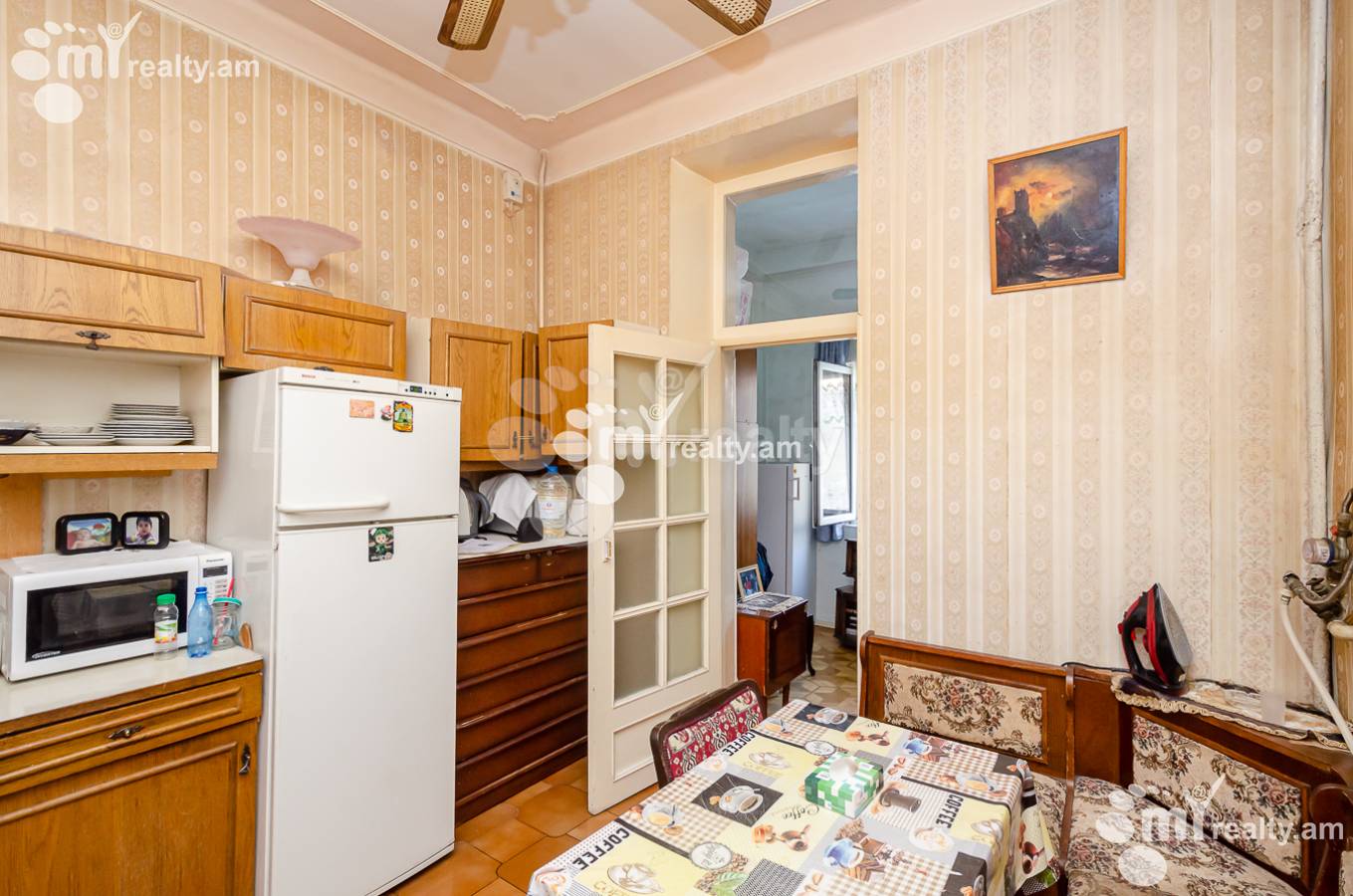 3 սենյականոց բնակարան  Չարենցի փող, Կենտրոն Երևան, 152402