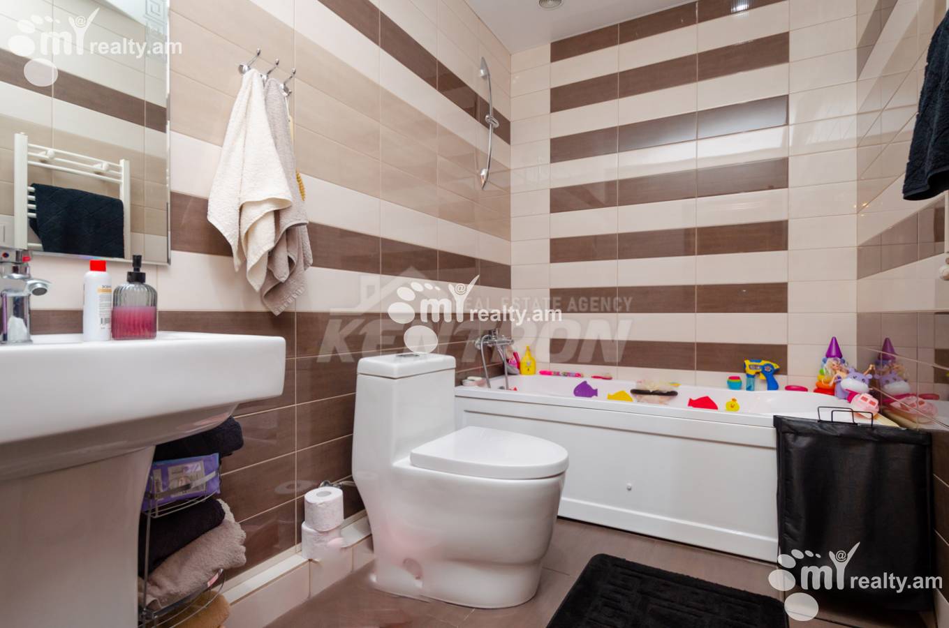 3 bedroom apartment for sale خیابان سِواک, کاناکِر – زیتون ایروان, 136094