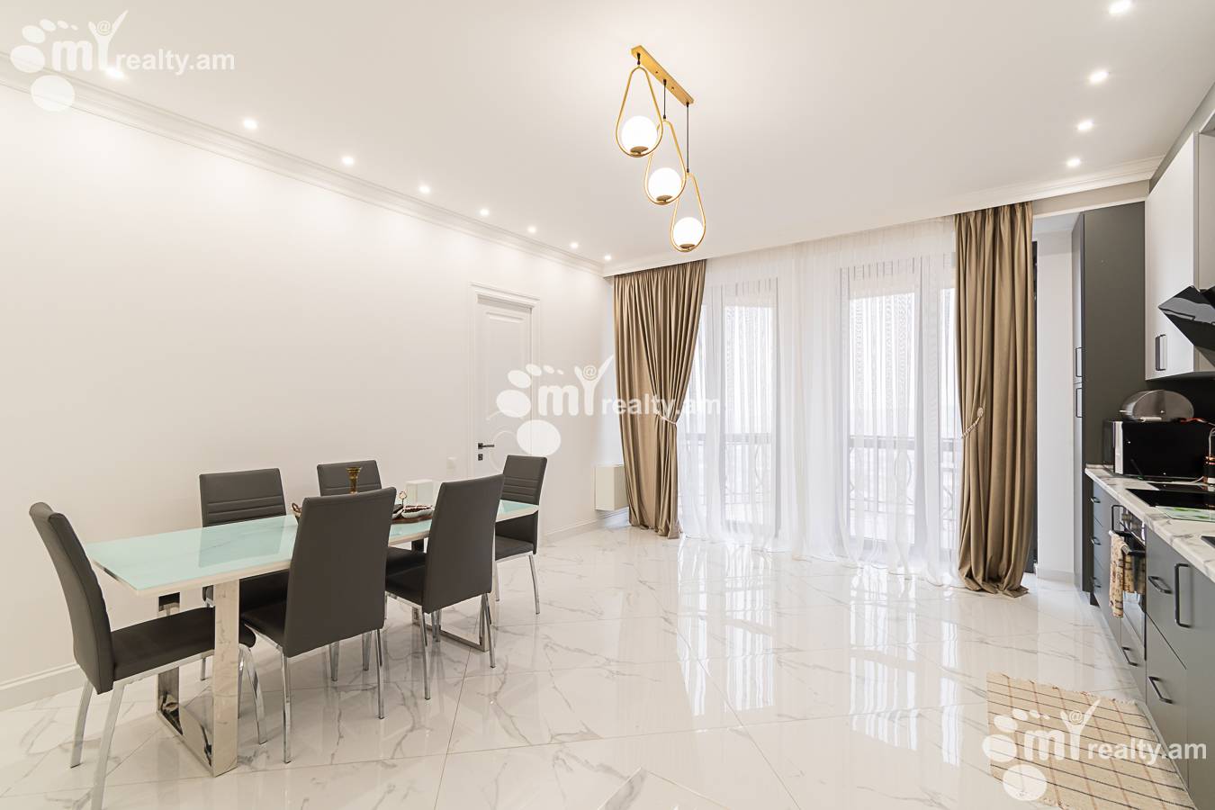 Купить 5 комнатную квартиру Сасна Црер ул., Давташен Ереван, 143122