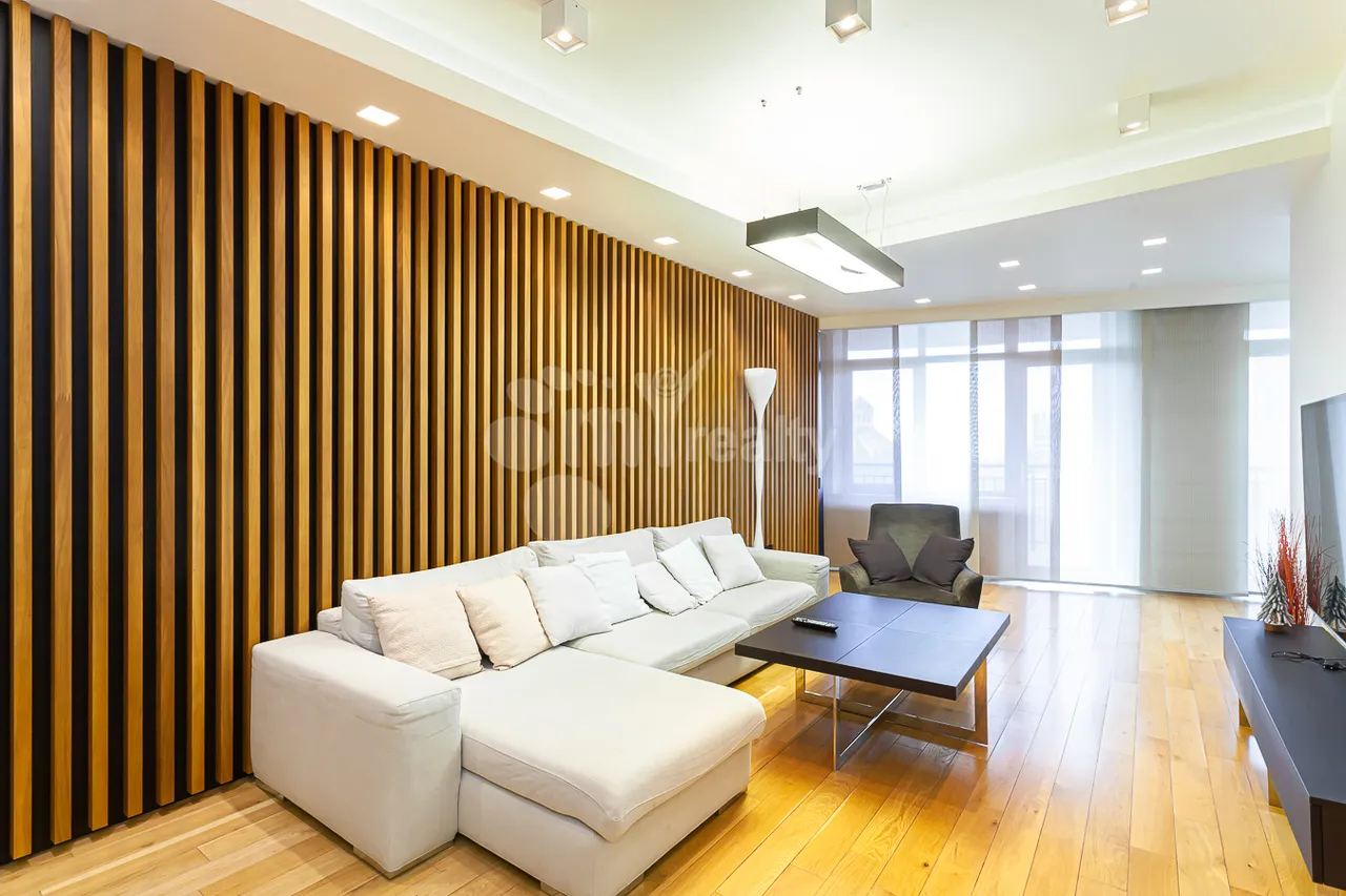 Снять 4 комнатную квартиру Вардананц ул, Центр Ереван, 158842