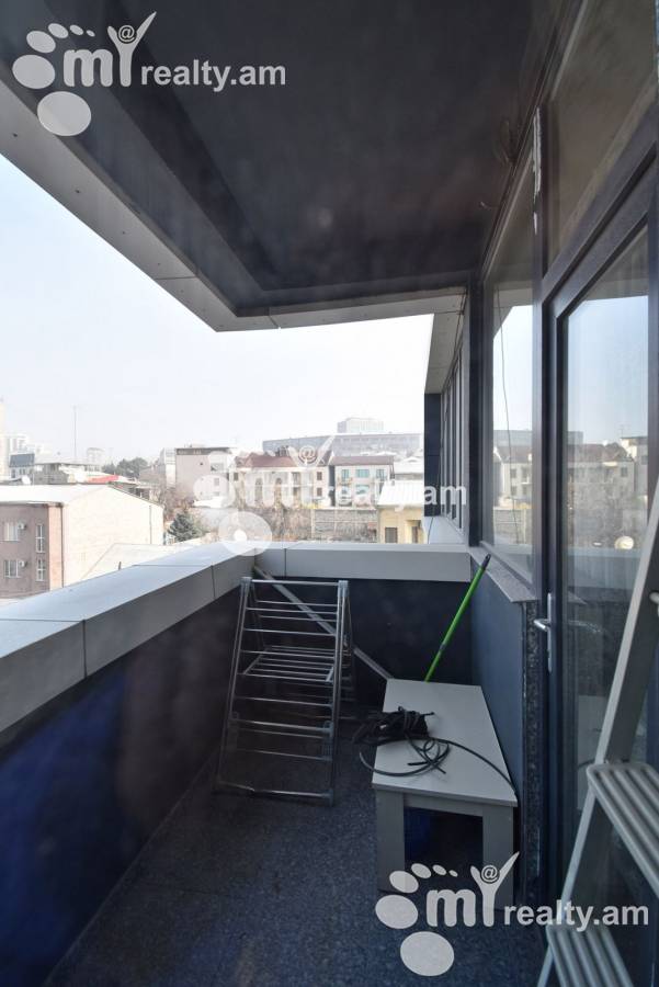 3 սենյականոց բնակարան  Քեռու փող, Արաբկիր Երևան, 159426