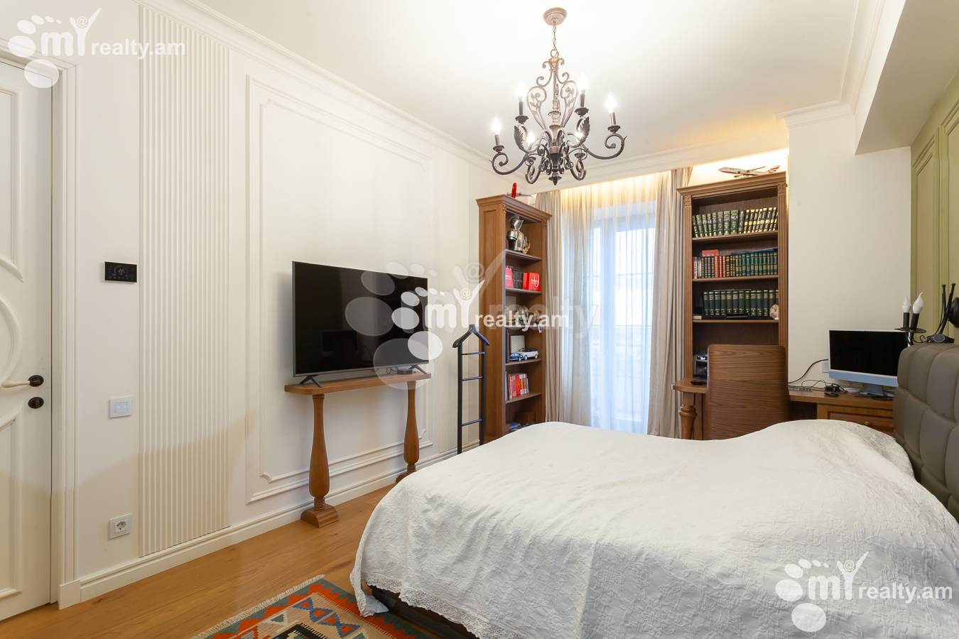 5 bedroom apartment for sale Buzand St, Center Yerevan, 154378