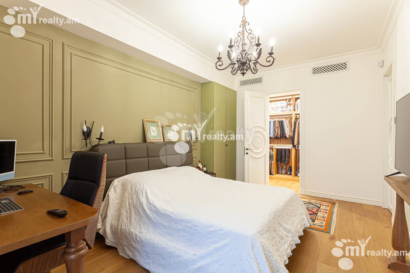 5 bedroom apartment for sale Buzand St, Center Yerevan, 154378
