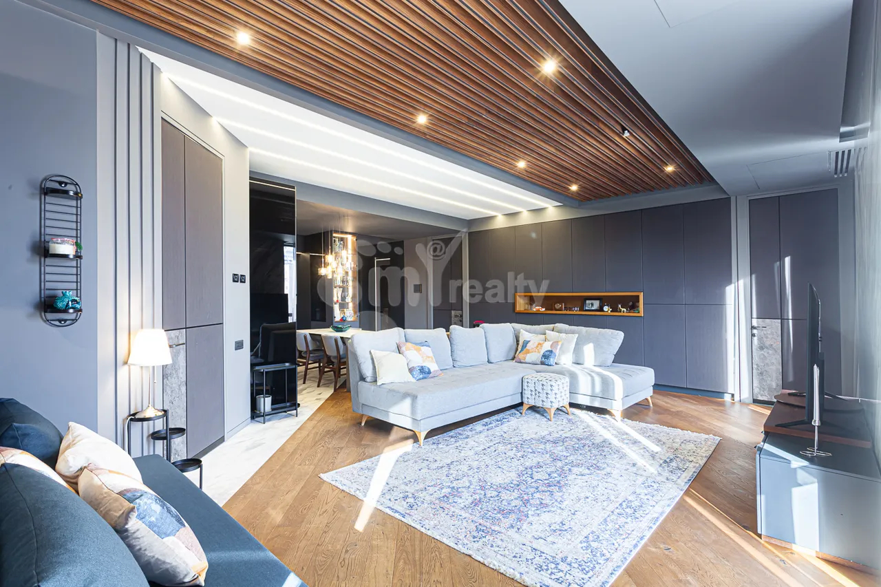 4 bedroom apartment for sale Buzand St, Center Yerevan, 160313