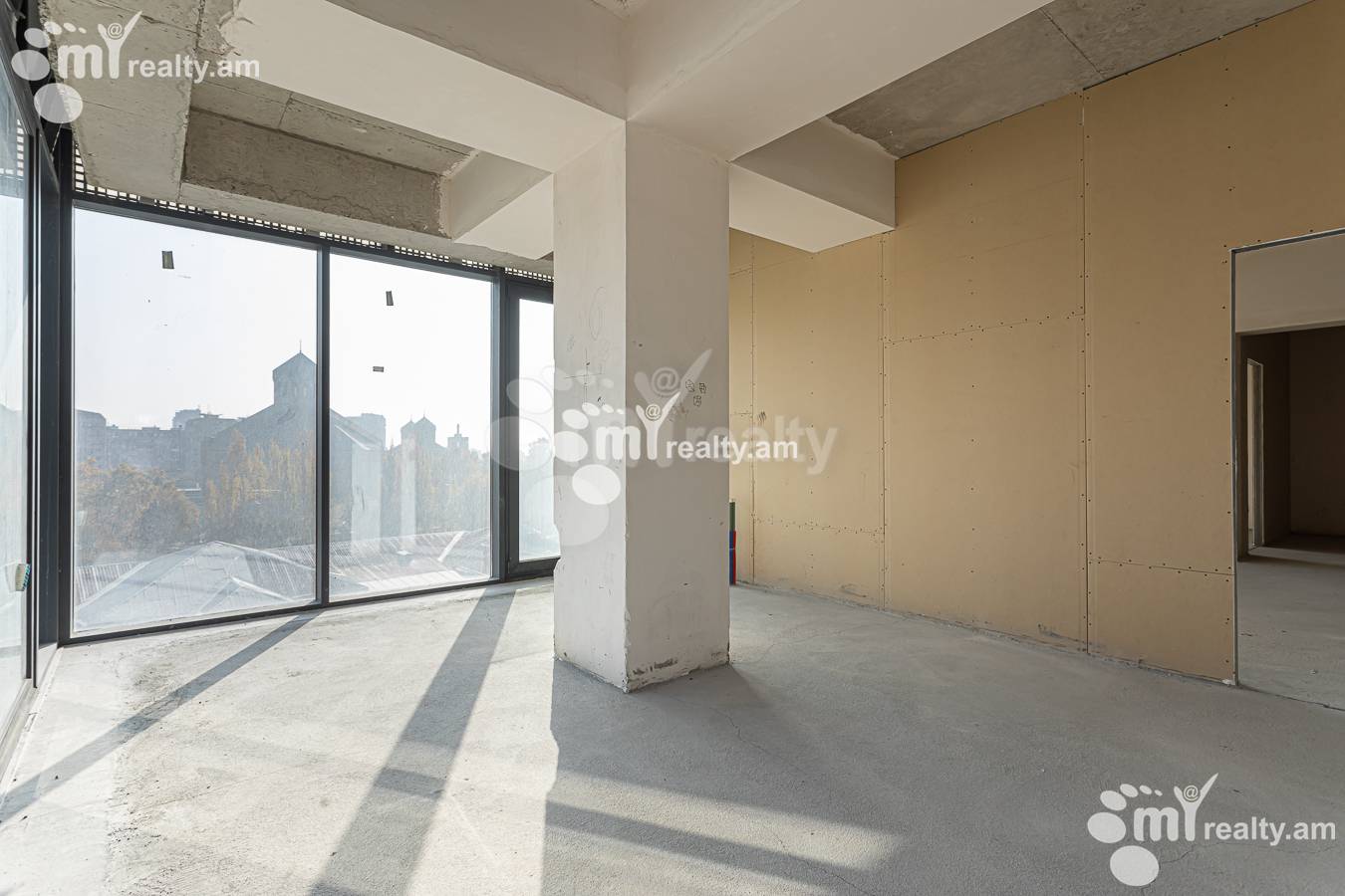 3 bedroom apartment for sale Khanjyan St, Center Yerevan, 157812