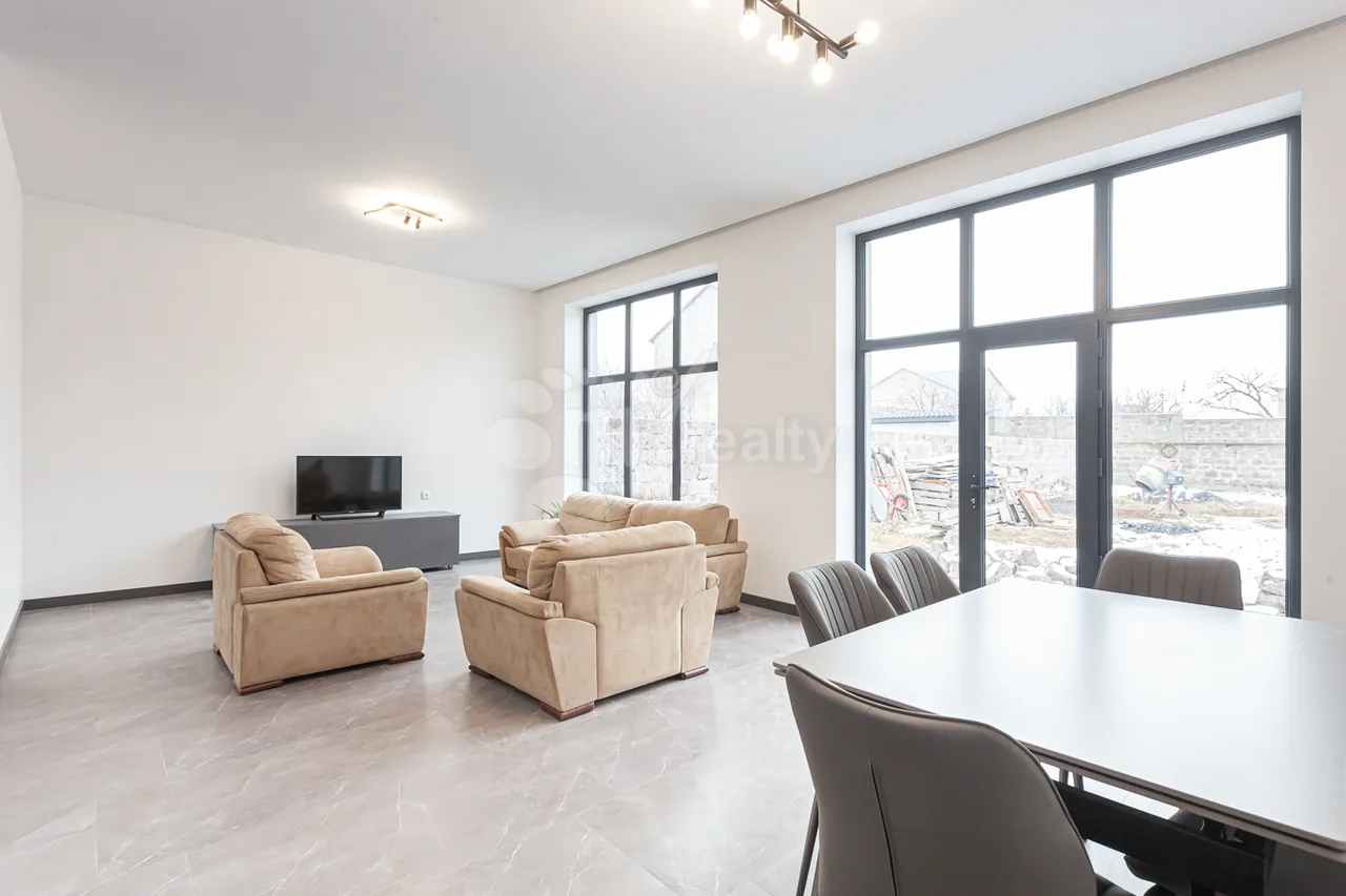 House for sale خیابان 4 آوان, آوان ایروان, 159863