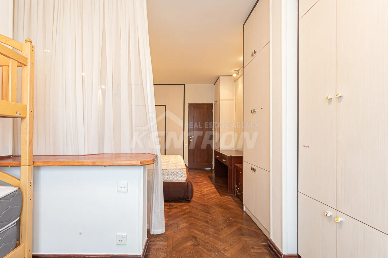 2 bedroom apartment for rent Pushkin St, Center Yerevan, 158854