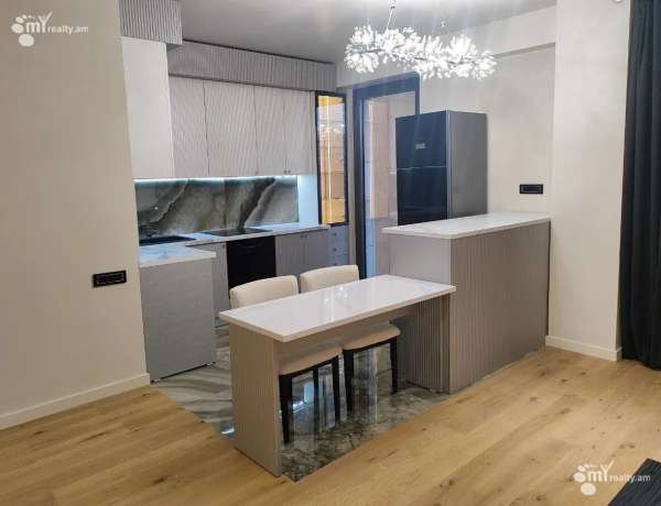 3-senyakanoc-bnakaran-vacharq-Yerevan-Center