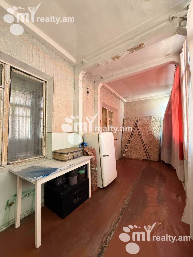 3 սենյականոց բնակարան  Ա. Խաչատրյան փող, Արաբկիր Երևան, 161214
