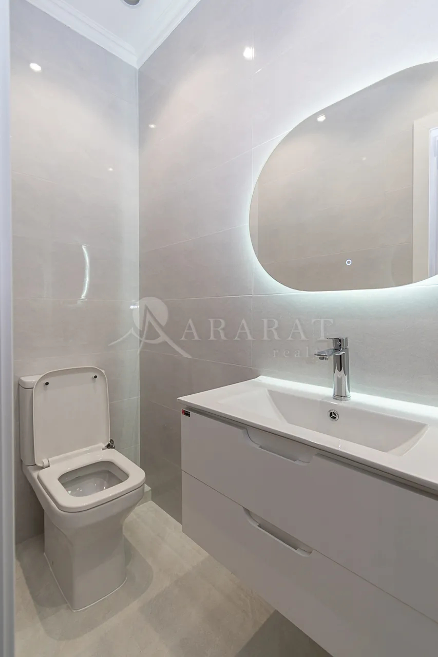 Купить 3 комнатную квартиру Грибоедов ул, Арабкир Ереван, 159220