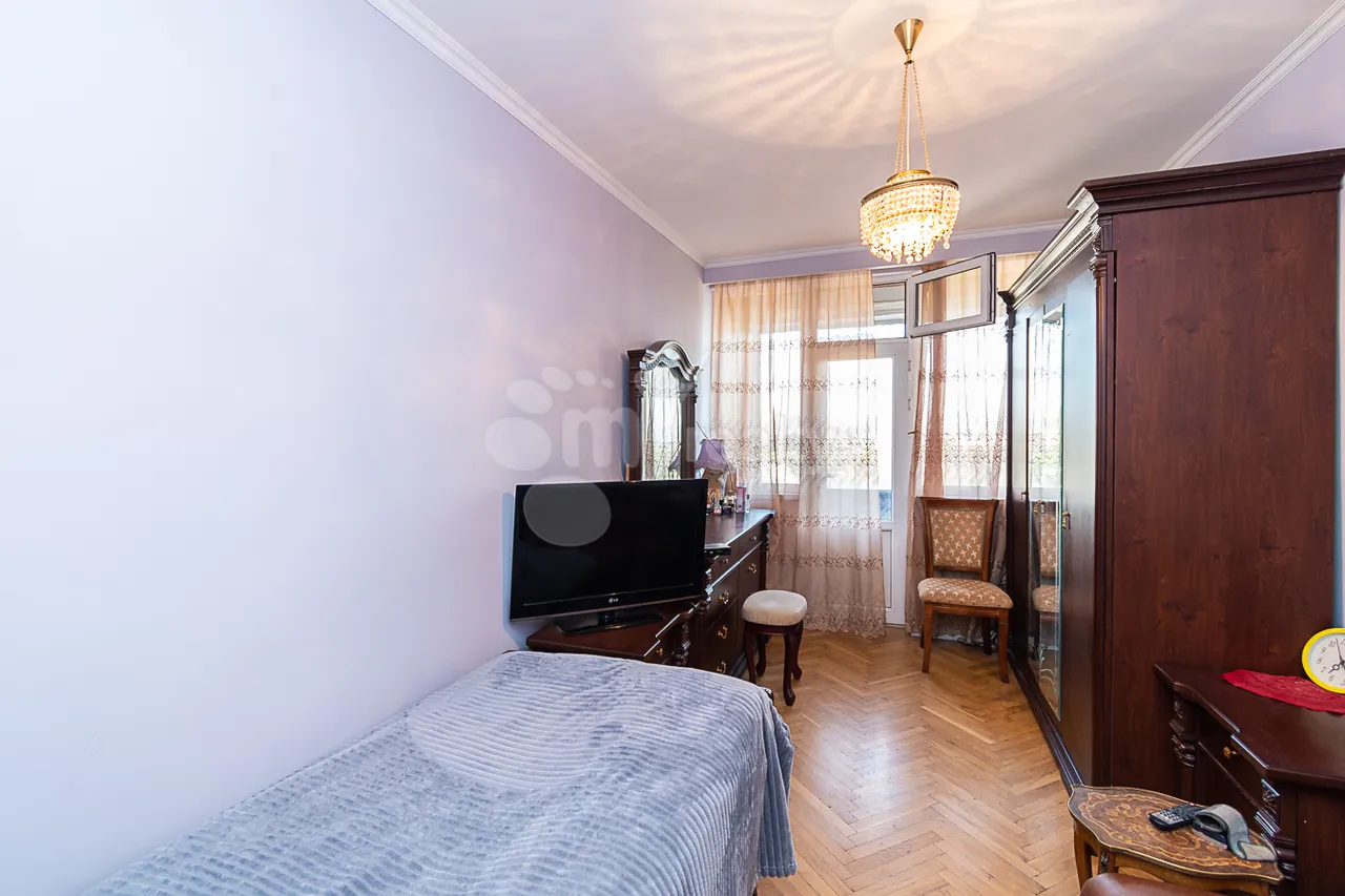 3 bedroom apartment for sale Orbeli Yeghbayrner   St, Arabkir Yerevan, 161210