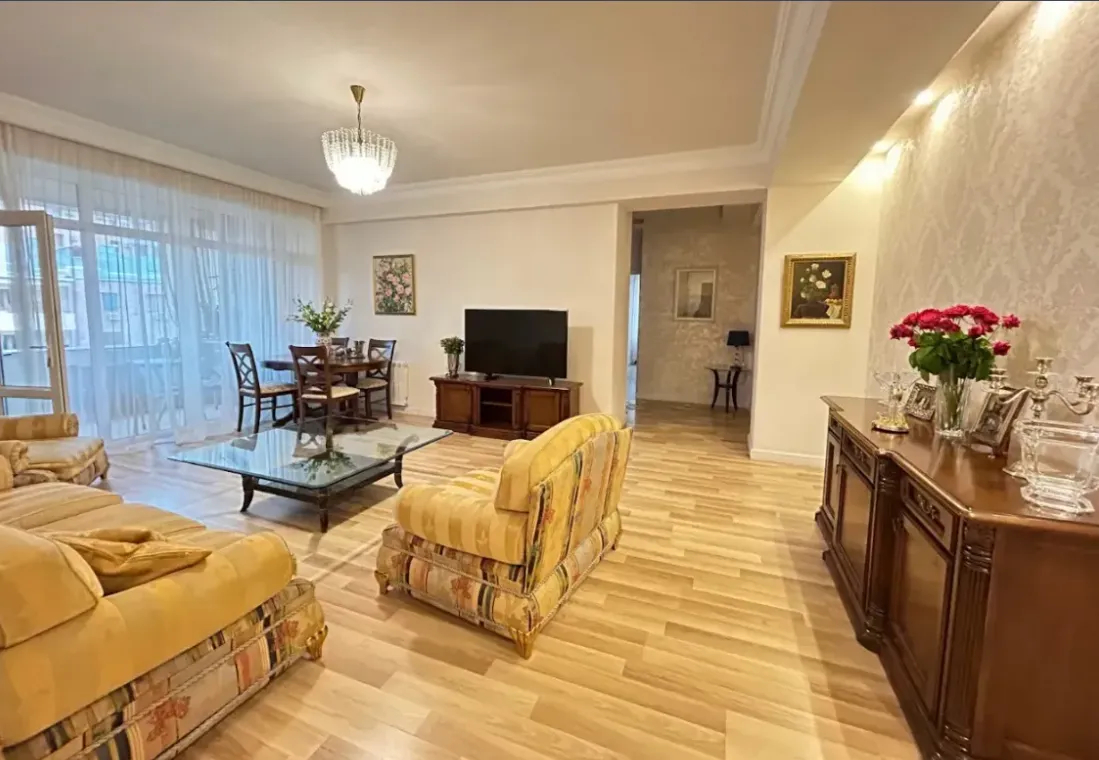 4 bedroom apartment for sale Pushkin St, Center Yerevan, 160639