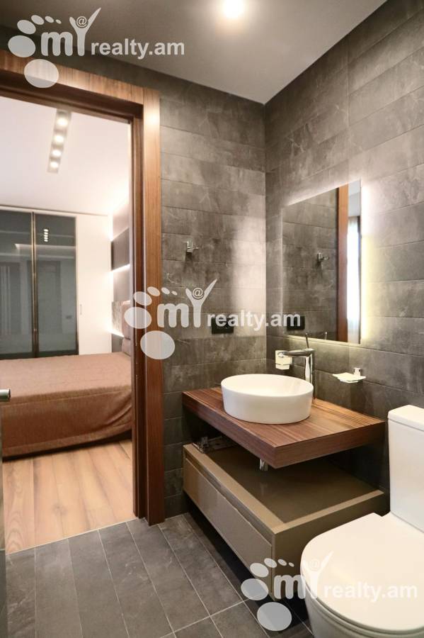 3 bedroom apartment for sale Azatutyan avenue, Quanaquère-Zeytoun Yerevan, 148735