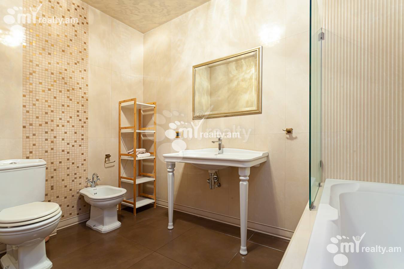 4 bedroom apartment for rent Teryan St, Center Yerevan, 156948