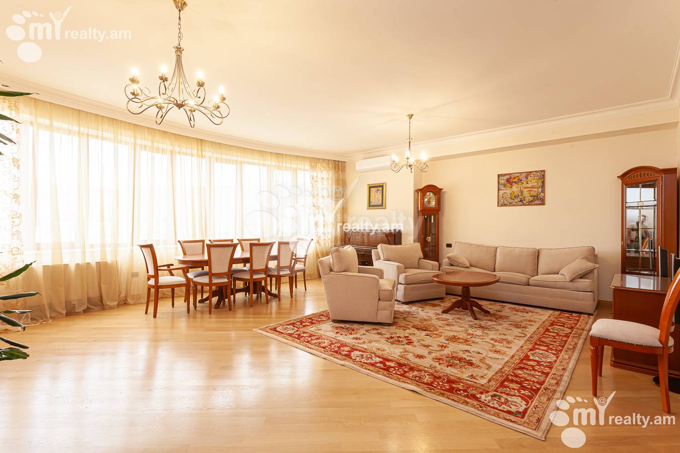4 bedroom apartment for rent Teryan St, Center Yerevan, 156948