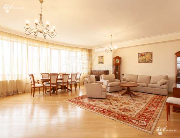 varcov-bnakaran-norakaruycum/4-senyakanoc/Teryan+St/Center/Yerevan