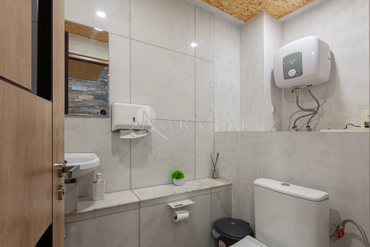 Commercial property for sale Antarayin St, Center Yerevan, 161070