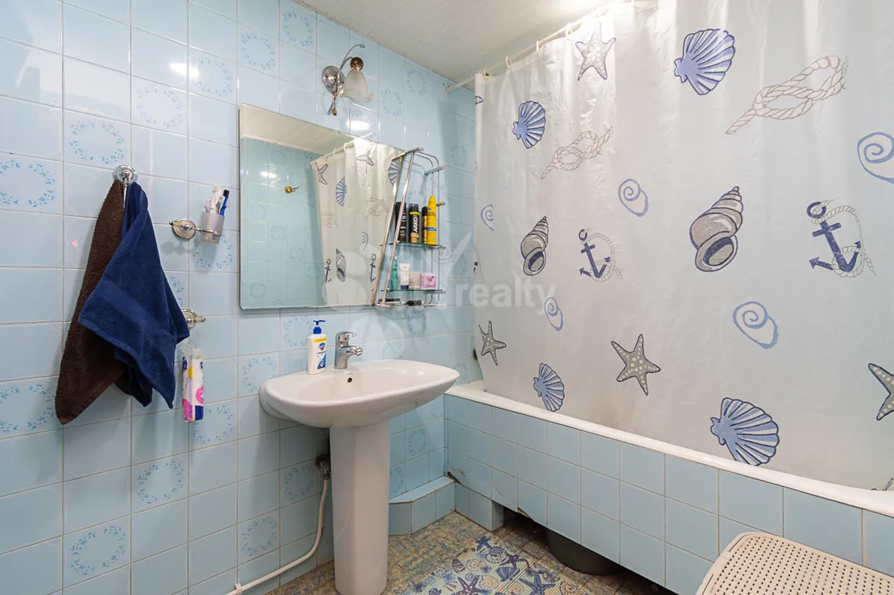 3 bedroom apartment for sale Vratsakan 4 alley, Arabkir Yerevan, 160351