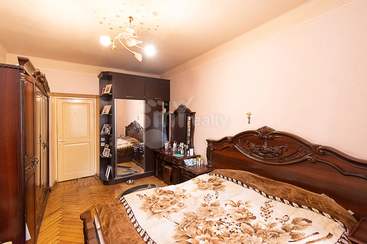 Купить 3 комнатную квартиру Киевян ул, Арабкир Ереван, 159578