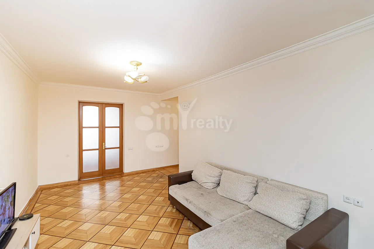 4 bedroom apartment for sale Abovyan St, Center Yerevan, 159935