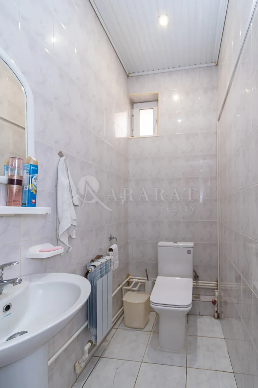 House for sale Zovuni dis, زوونی کوتایک, 160369
