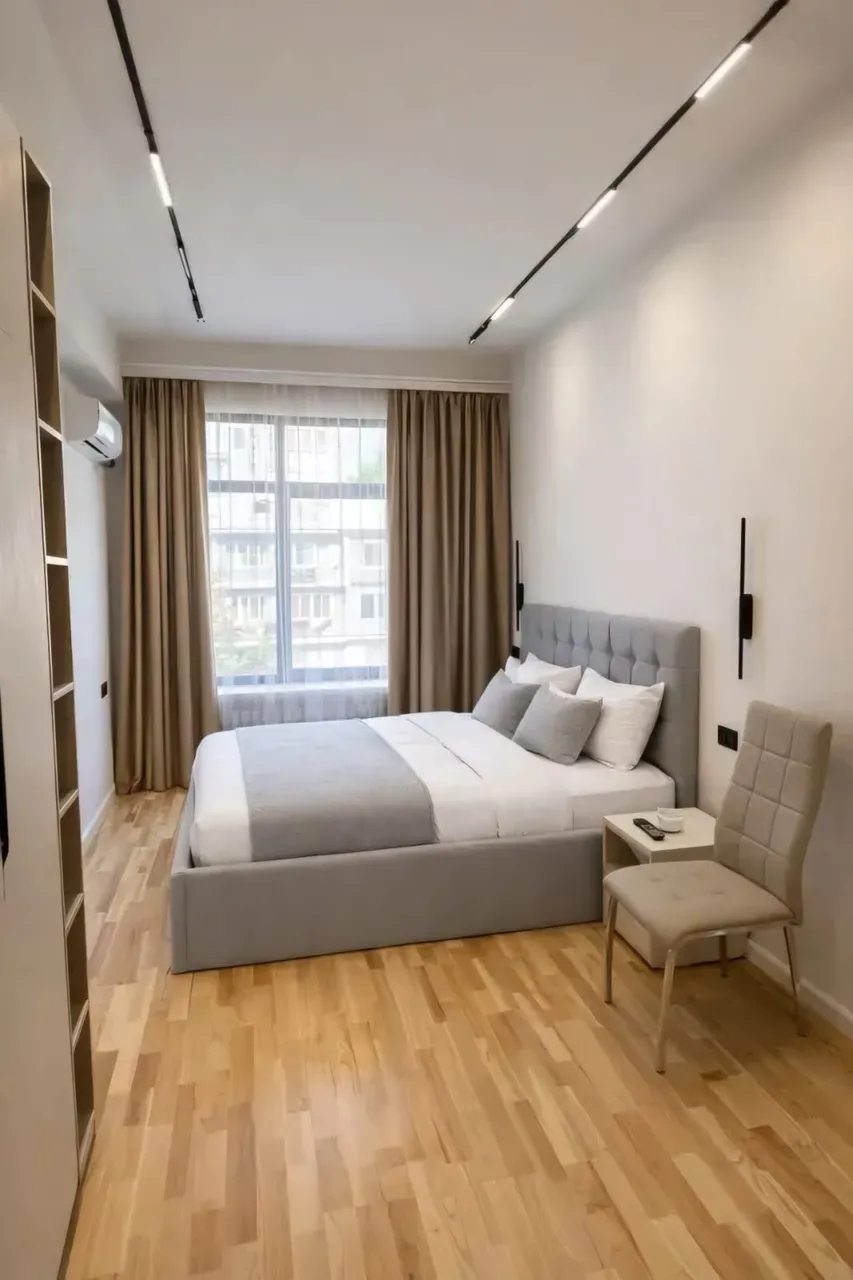 4 bedroom apartment for rent Nalbandyan St, Center Yerevan, 161593