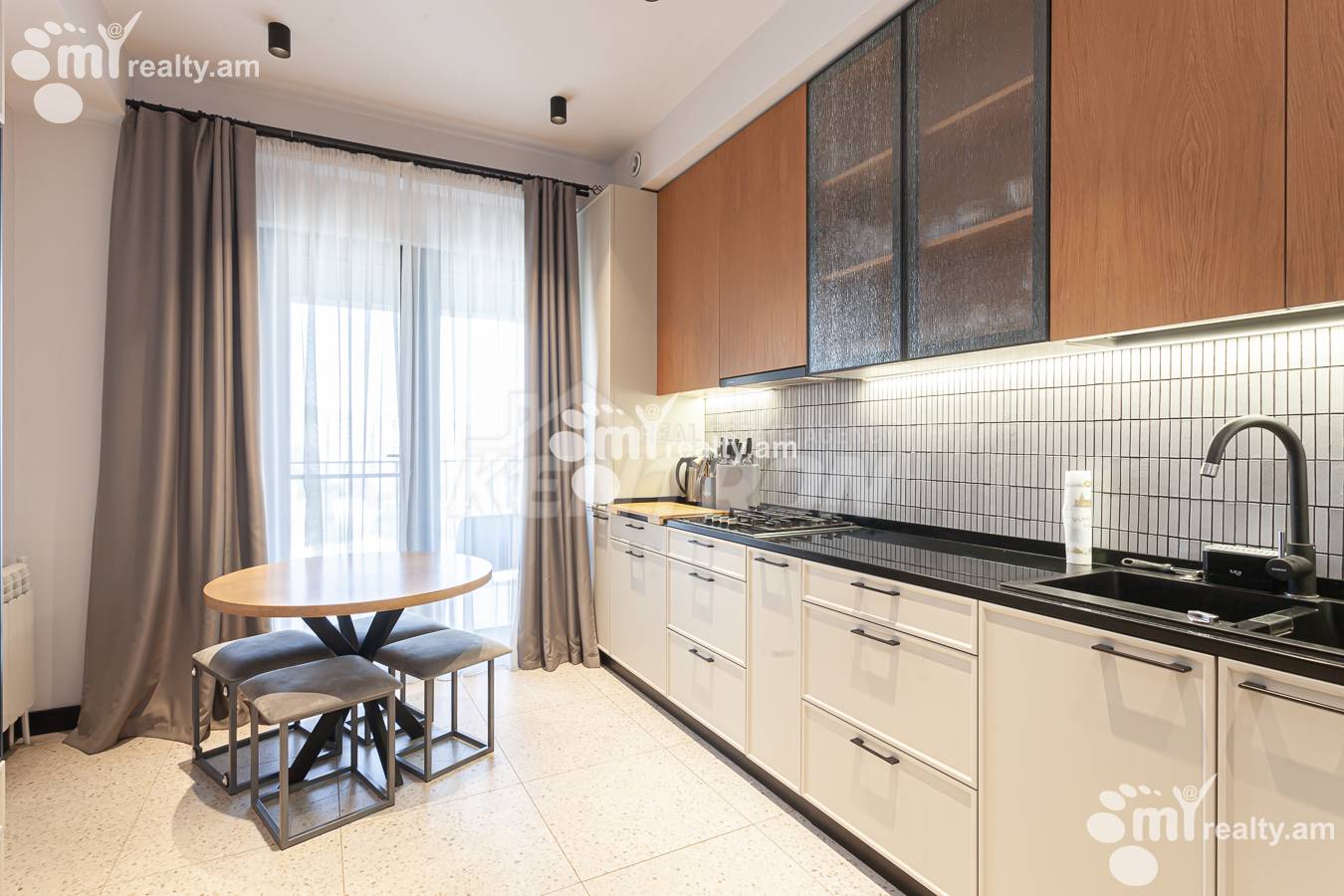 4 bedroom apartment for sale Davtashen 1 district, Davtashen Yerevan, 156193