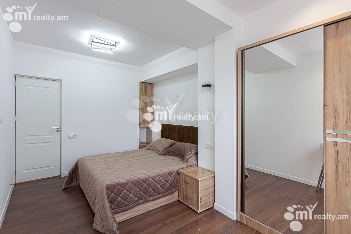 2 bedroom apartment for rent M.Khorenatsi St, Center Yerevan, 153211