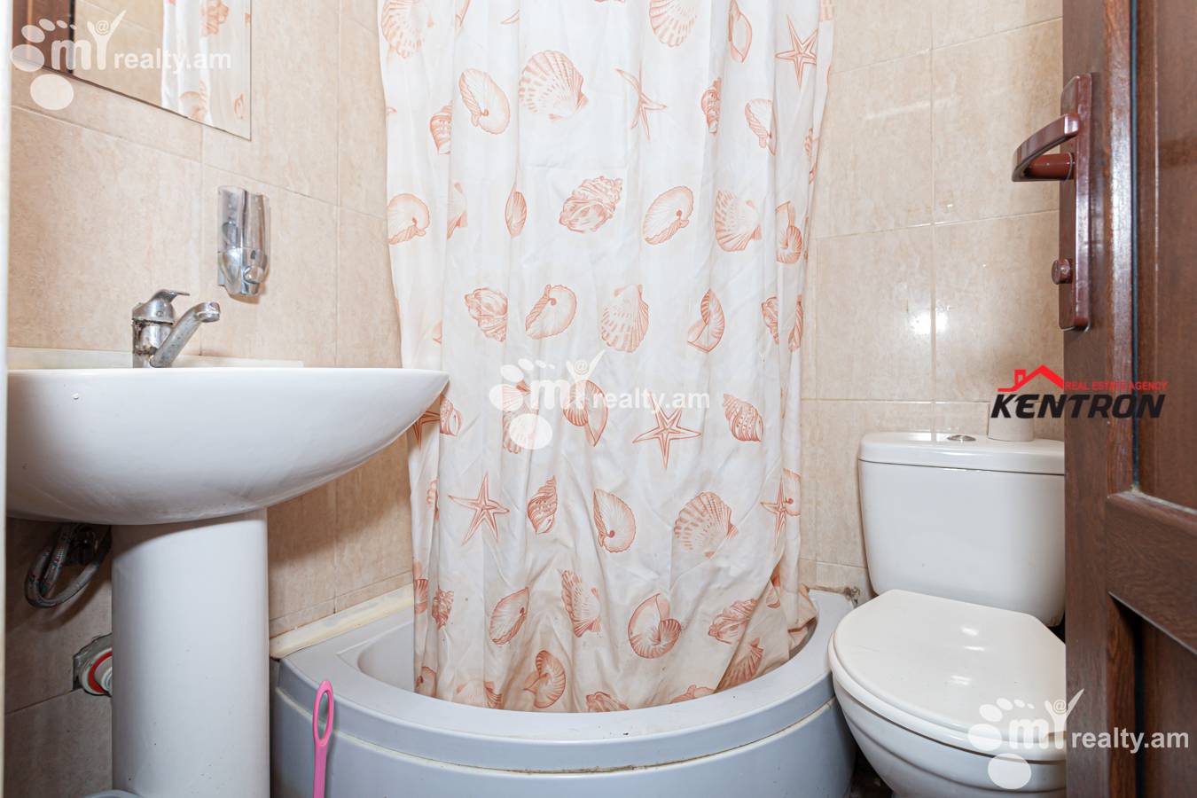 4 bedroom apartment for sale Ghazar Parpetsi St, Center Yerevan, 130944