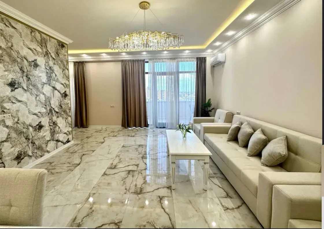 3 bedroom apartment for rent Argishti St, Center Yerevan, 159614