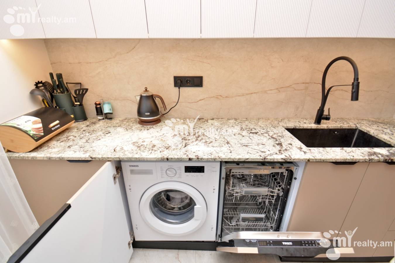 2 bedroom apartment for sale Tigran Mets Ave, Center Yerevan, 158543