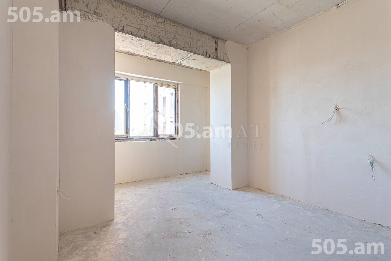 4 սենյականոց բնակարան  Էմինեսկու փող, Քանաքեռ-Զեյթուն Երևան, 157068