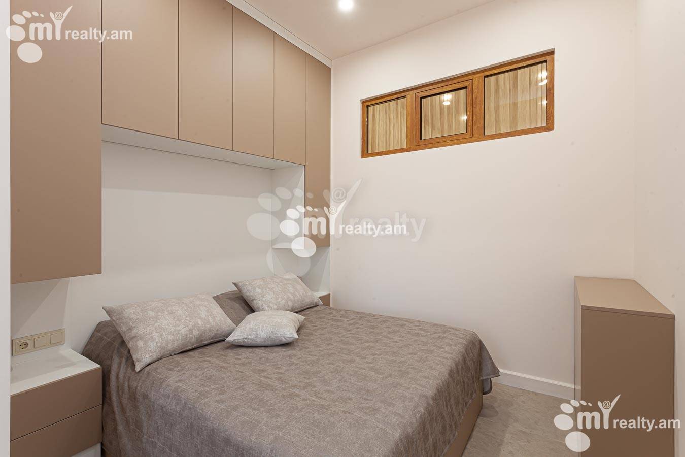 3 bedroom apartment for sale خیابان یِکمالیان, مرکز شهر ایروان, 154945