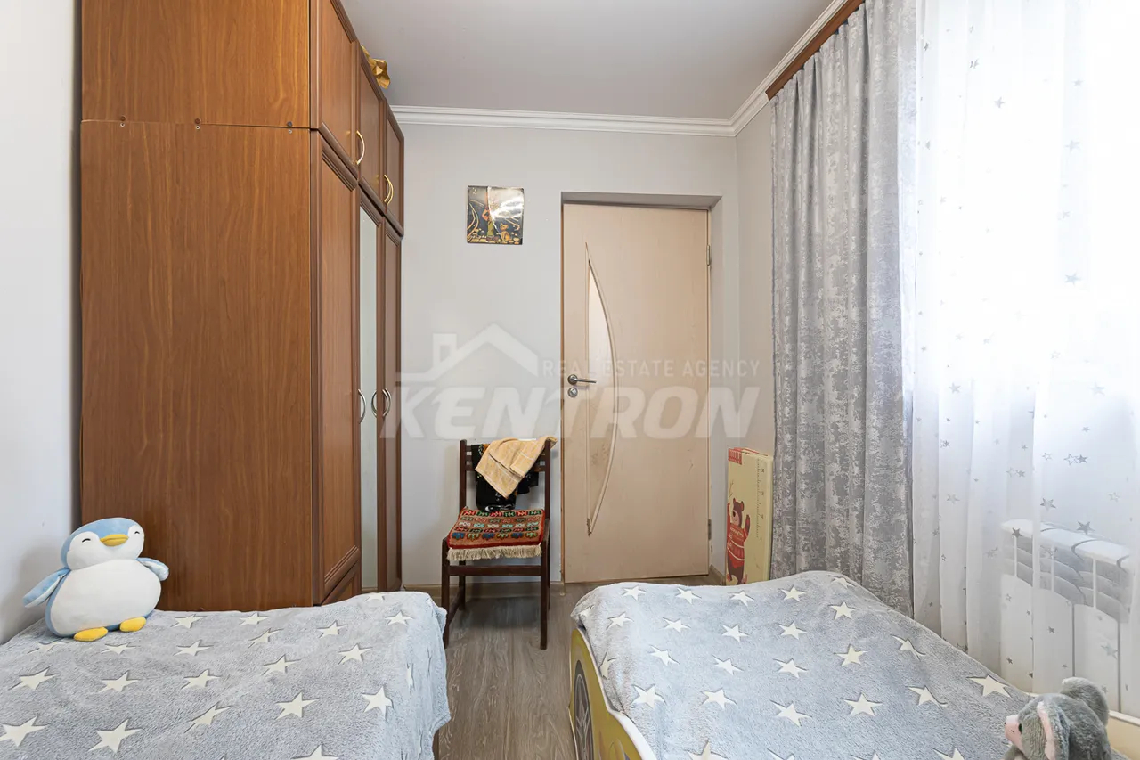 House for sale Paruyr Sevak dis. 1st street, Avan Yerevan, 158500