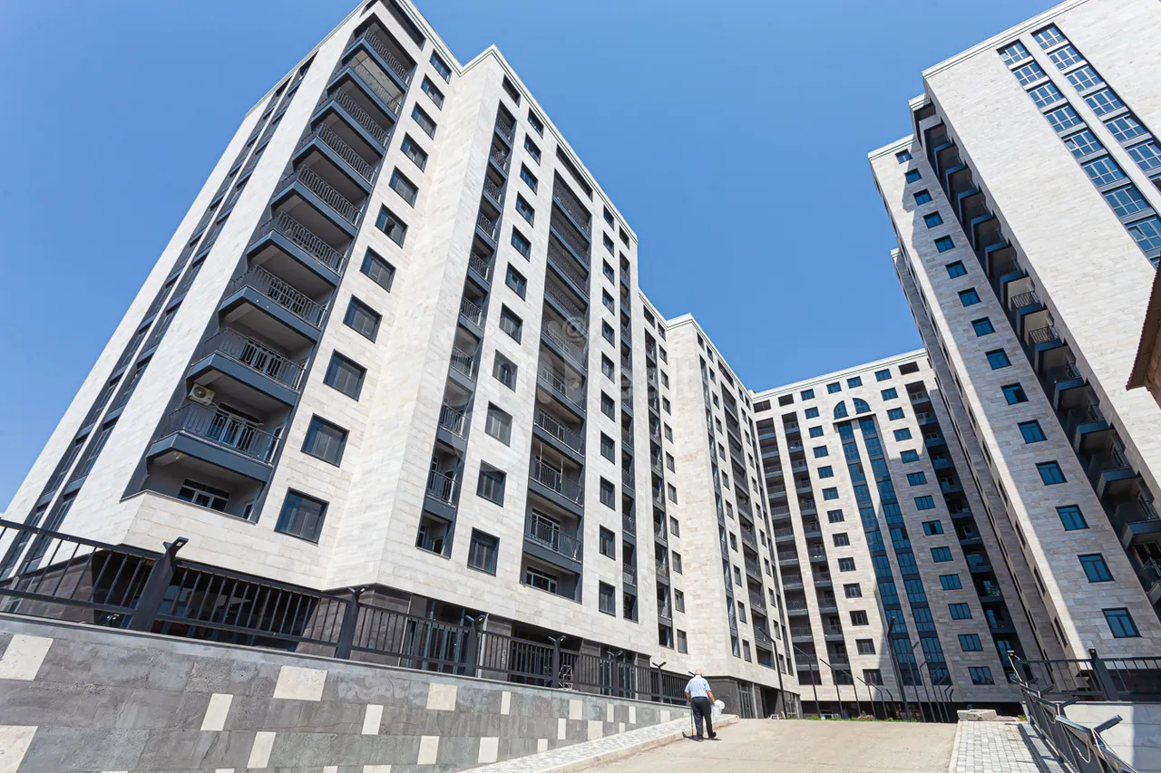 3 bedroom apartment for sale Vratsakan St, Arabkir Yerevan, 157950