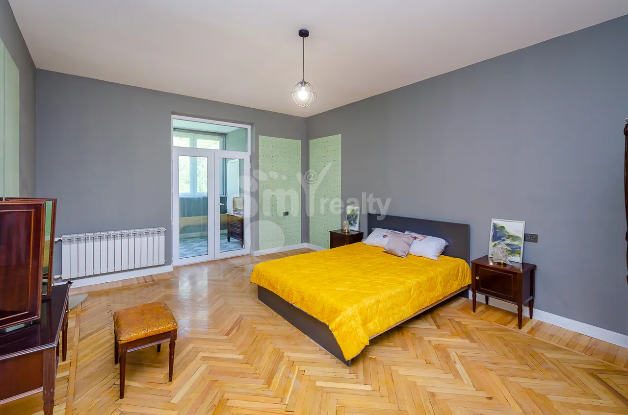 3 bedroom apartment for sale خیابان ساریان, مرکز شهر ایروان, 161625