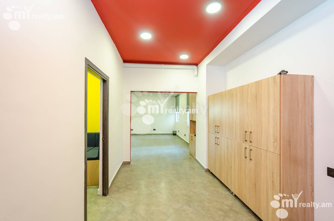 Commercial for rent خیابان ن. زاریان, عربگیر ایروان, 152741