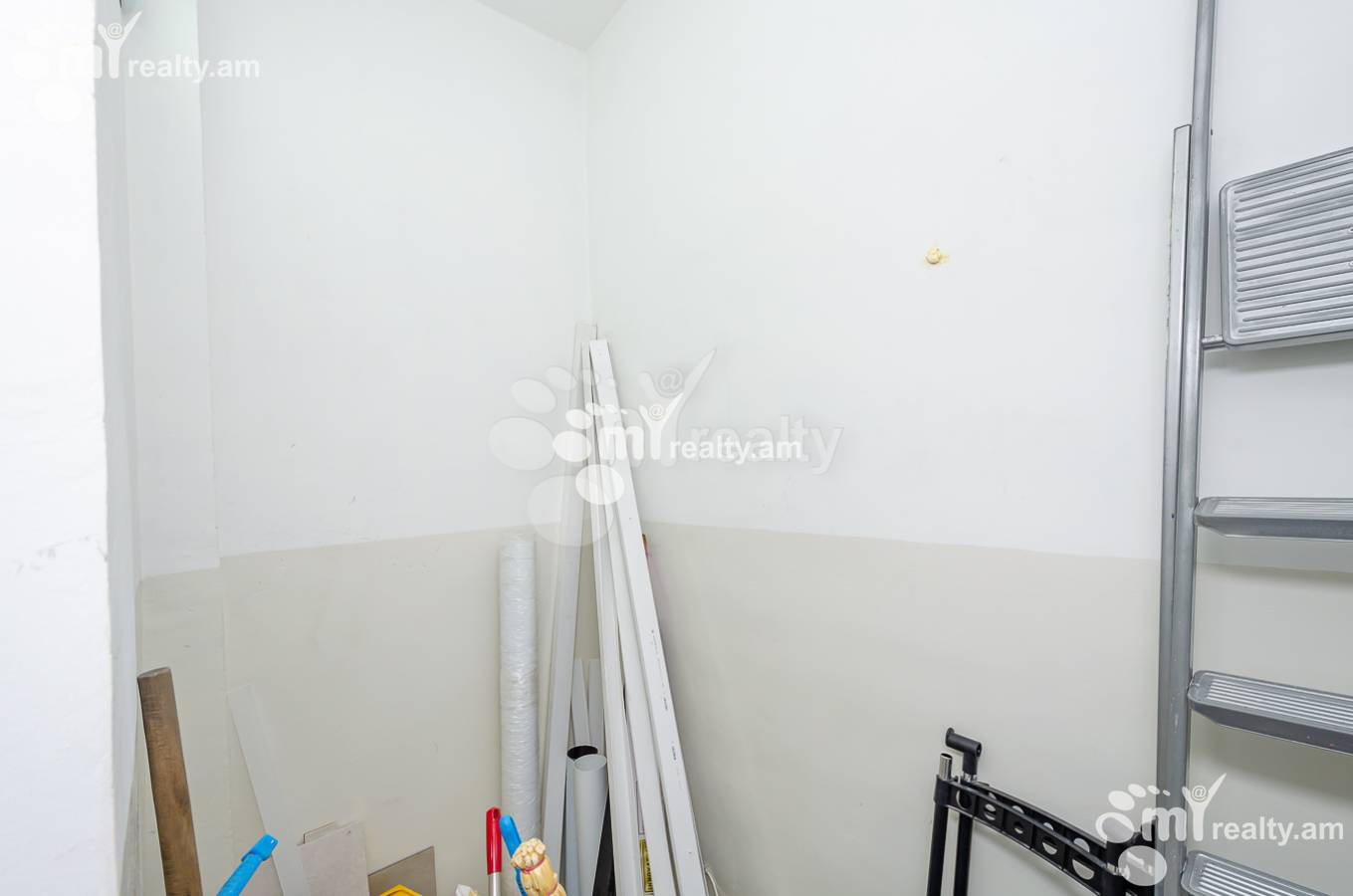 Commercial for rent خیابان ن. زاریان, عربگیر ایروان, 152741