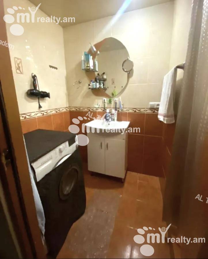 Купить 2 комнатную квартиру Рубинянц ул, Канакер-Зейтун Ереван, 153392