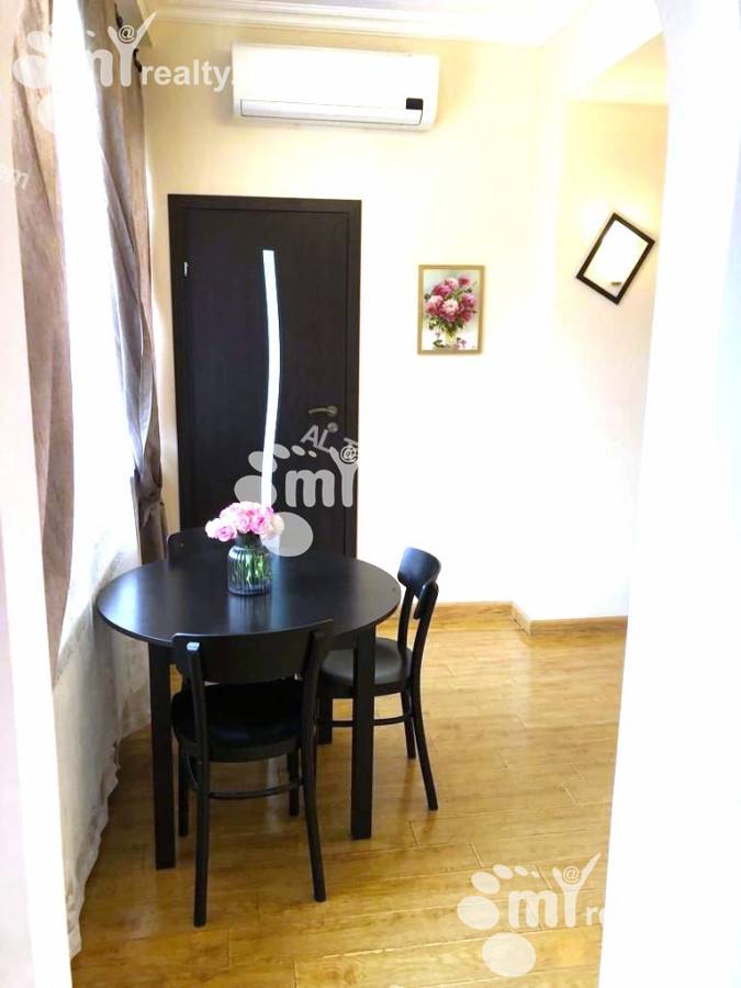 Снять 3 комнатную квартиру Саят-Нова пр, Центр Ереван, 142217