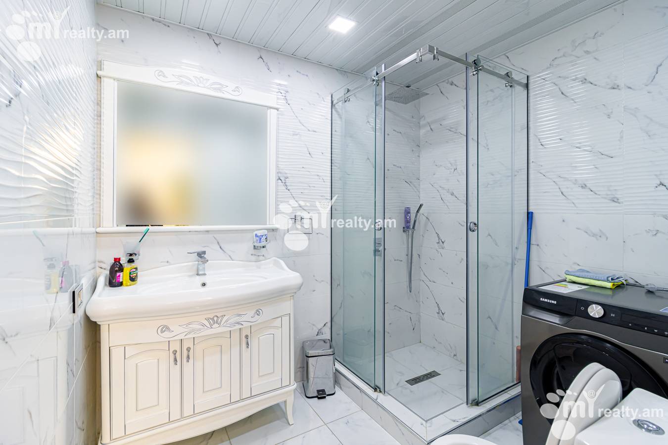 Купить 4 комнатную квартиру Орбели Ехбайрнери ул, Арабкир Ереван, 154536