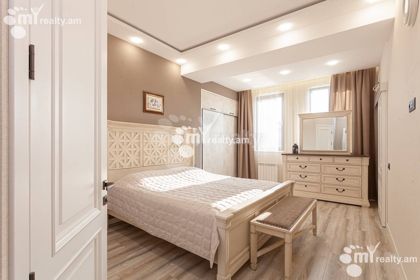 5 bedroom apartment for sale خیابان تومانیان, مرکز شهر ایروان, 154692