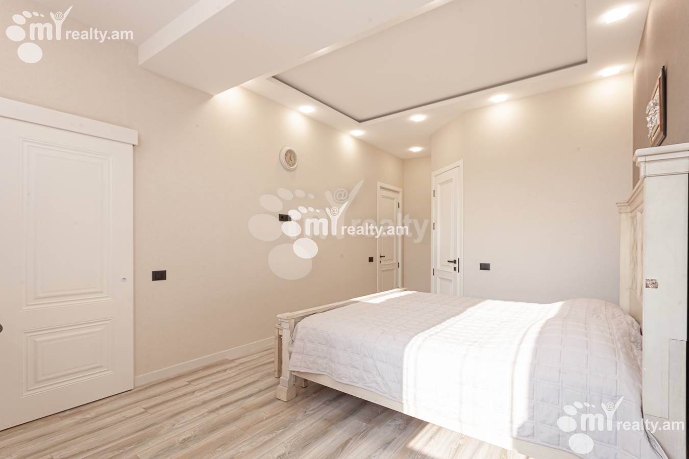 5 bedroom apartment for sale خیابان تومانیان, مرکز شهر ایروان, 154692