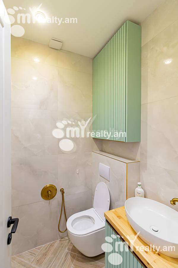 4 bedroom apartment for sale خیابان زاراف آقبیور, آوان ایروان, 154025